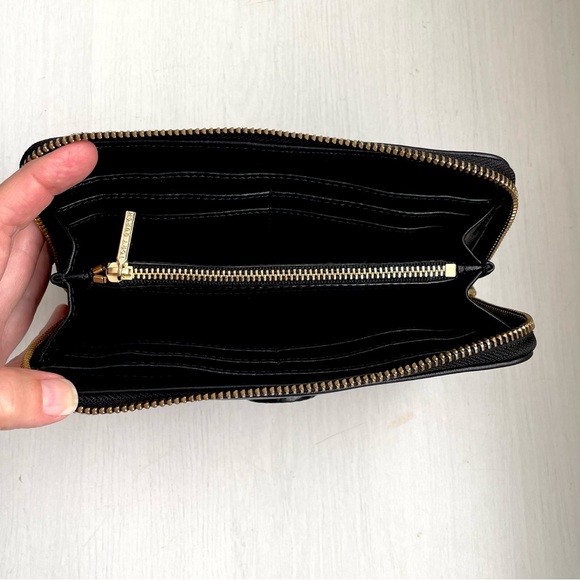 Tory Burch Black Leather Wallet - Picture 6 of 7